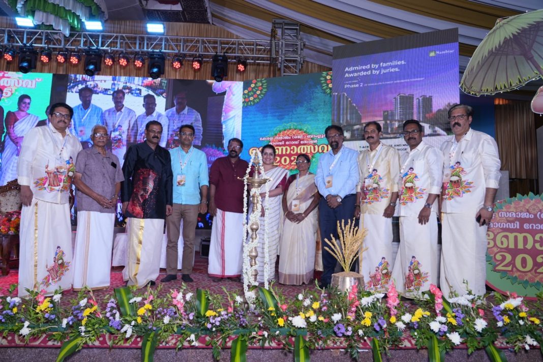 മലയാളികൾക്ക് സ്വത്വബോധമുണ്ടാകണം- കവി മുരുകൻ കാട്ടാക്കട