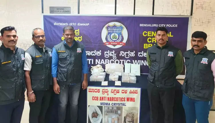 ബെംഗളൂരുവില് 7.7 കോടി രൂപയുടെ മയക്കുമരുന്ന് പിടികൂടി; 14 വിദേശികൾ ഉൾപ്പെടെ 19 പേർ അറസ്റ്റിൽ