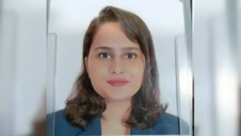 ബെംഗളൂരുവില് വാടകവീട്ടിൽ യുവതിയെ മരിച്ച നിലയിൽ കണ്ടെത്തി; മൃതദേഹം അഴുകിയ നിലയിൽ