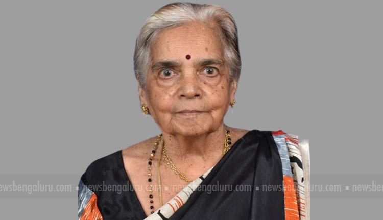 മലയാളികുടുംബം സഞ്ചരിച്ച കാർ അപകടത്തിൽപ്പെട്ടു; പാലക്കാട് സ്വദേശിനി മരണപ്പെട്ടു, രണ്ട് പേര്ക്ക് പരുക്ക്