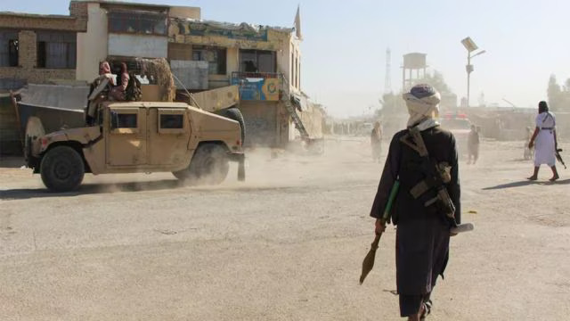 പാക്-അഫ്ഗാൻ അതിർത്തിയിൽ ഏറ്റുമുട്ടല്; അഞ്ച്പേർ കൊല്ലപ്പെട്ടു