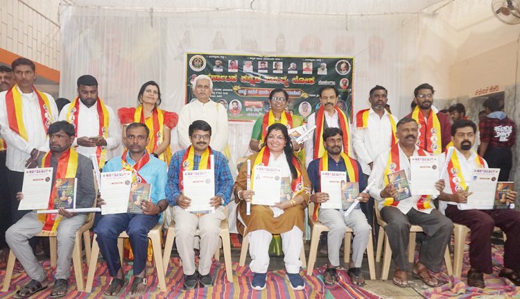 കവിസമ്മേളനവും കവിതാ സമാഹാര പ്രകാശനവും സംഘടിപ്പിച്ചു