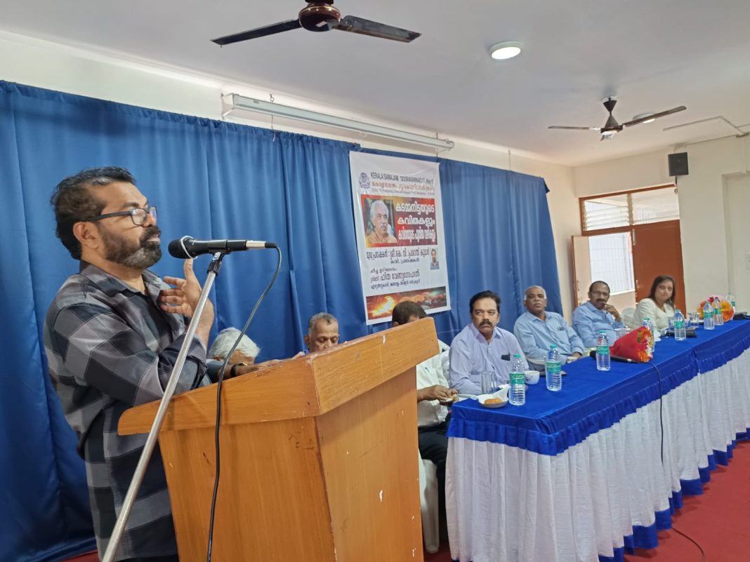 കടമ്മനിട്ട രാമകൃഷ്ണൻ ചരിത്രത്തിൽ ഇല്ലാത്ത കീഴാളരെ കവിതയിൽ ചരിത്രമാക്കിയ കവി-കെ വി പ്രശാന്ത് കുമാർ