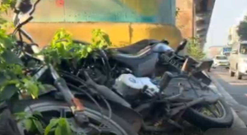 മെട്രോ പില്ലറിൽ ബൈക്കിടിച്ച് യുവാവിന് ദാരുണാന്ത്യം; ഒരാൾക്ക് ഗുരുതര പരുക്ക്