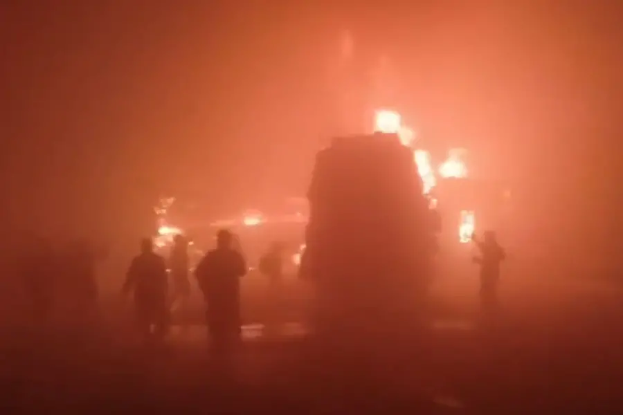 കനത്ത പുകമഞ്ഞ്; ഡൽഹി-ആഗ്രാ എക്സ്പ്രസ് പാതയിൽ ഏഴ് ബസുകളും മൂന്ന് കാറുകളും കൂട്ടിയിടിച്ചു; നാല് മരണം