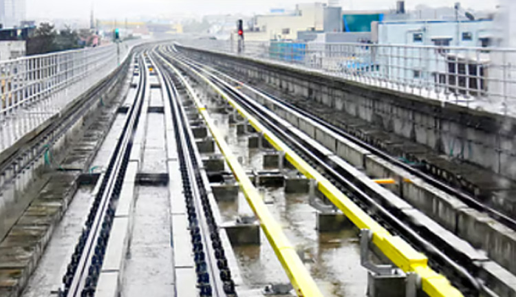 മെട്രോ ട്രെയിനിന് മുന്നില്ചാടി യുവാവ് ജീവനൊടുക്കി; സംഭവം കെങ്കേരി സ്റ്റേഷനില്, സര്വീസ് തടസ്സപ്പെട്ടു