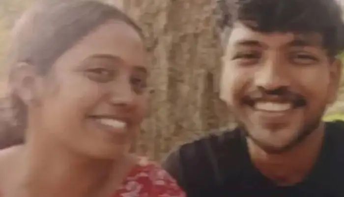 സിഗ്നലില് നിറുത്തിയിരുന്ന ബൈക്കില് ടിപ്പര് ഇടിച്ചുകയറി; സുഹൃത്തുക്കള്ക്ക് ദാരുണാന്ത്യം