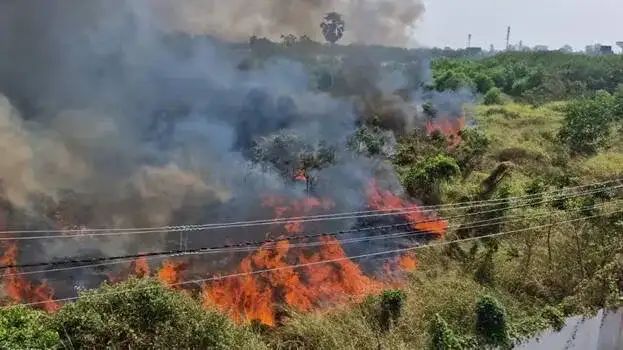 തിരുവനന്തപുരം എംഎല്എ ഹോസ്റ്റലില് തീപിടിത്തം