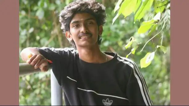 പ്ലസ് ടു വിദ്യാര്ഥിയെ വീട്ടില് തൂങ്ങിമരിച്ച നിലയില് കണ്ടെത്തി