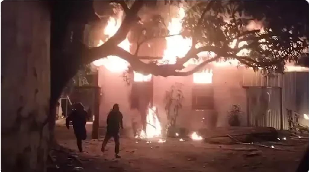 ഫാക്ടറിയിൽനിന്ന് കെമിക്കല് ടാങ്ക് മാറ്റുന്നതിനിടെ സ്ഫോടനം: 2 മരണം