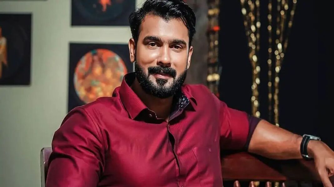 ബിജെപിയുടെ മൂന്നാംഘട്ട പട്ടിക; സീരിയല് താരം വിവേക് ഗോപൻ അരുവിക്കരയില്