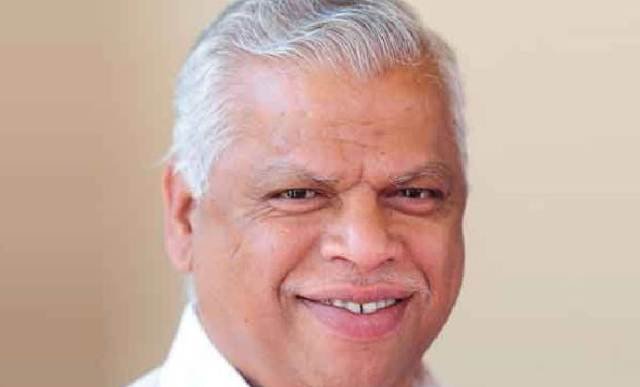 എം.വി ജയരാജന് വാഹനാപകടത്തിൽ പരുക്ക് എം.വി ജയരാജന് വാഹനാപകടത്തിൽ പരുക്ക്