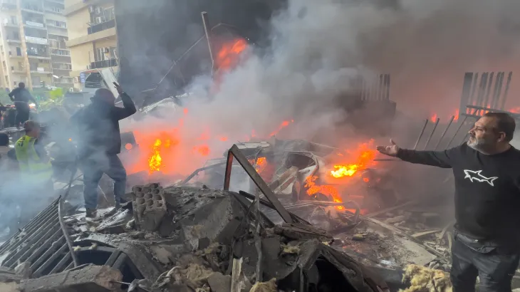 ലബനാനിൽ ഇസ്രയേലിന്റെ ആക്രമണം; ബെയ്റൂത്തിൽ വൻ നാശനഷ്ടം, നൂറിലധികം പേർ കൊല്ലപ്പെട്ടതായി റിപ്പോർട്ട്