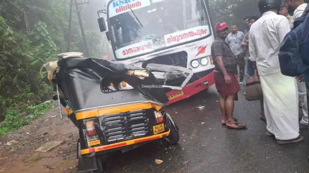 വയനാട് വൈത്തിരിയില് വാഹനാപകടം: ഒരു കുടുംബത്തിലെ മൂന്നു പേര് മരിച്ചു വയനാട് വൈത്തിരിയില് വാഹനാപകടം: ഒരു കുടുംബത്തിലെ മൂന്നു പേര് മരിച്ചു