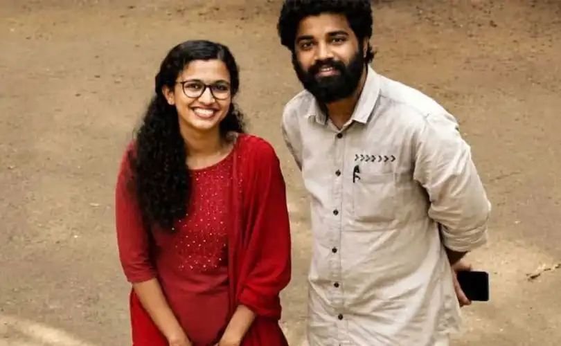 പി എം ആര്ഷോയും കെ വിദ്യയും വിവാഹിതരാകുന്നു പി എം ആര്ഷോയും കെ വിദ്യയും വിവാഹിതരാകുന്നു