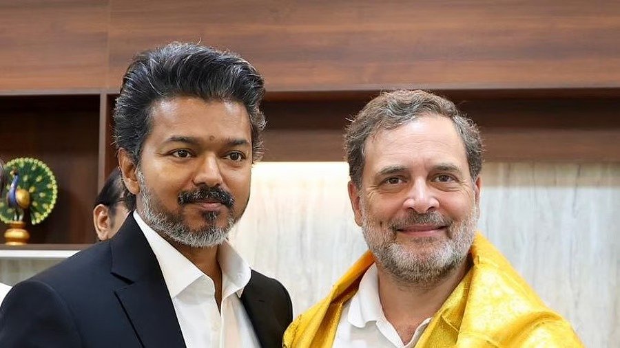 59 വർഷത്തിന് ശേഷം തമിഴ്നാട്ടിൽ കോൺഗ്രസിന് മന്ത്രിസ്ഥാനം; ടിവികെ സർക്കാരിൽ കോൺഗ്രസിന് രണ്ട് മന്ത്രിമാർ 59 വർഷത്തിന് ശേഷം തമിഴ്നാട്ടിൽ കോൺഗ്രസിന് മന്ത്രിസ്ഥാനം; ടിവികെ സർക്കാരിൽ കോൺഗ്രസിന് രണ്ട് മന്ത്രിമാർ