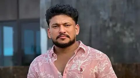 സി.ഐക്കെതിരെ കൊലവിളി ഭീഷണി; അര്ജുൻ ആയങ്കിക്കെതിരെ പോലീസ് കേസ് സി.ഐക്കെതിരെ കൊലവിളി ഭീഷണി; അര്ജുൻ ആയങ്കിക്കെതിരെ പോലീസ് കേസ്