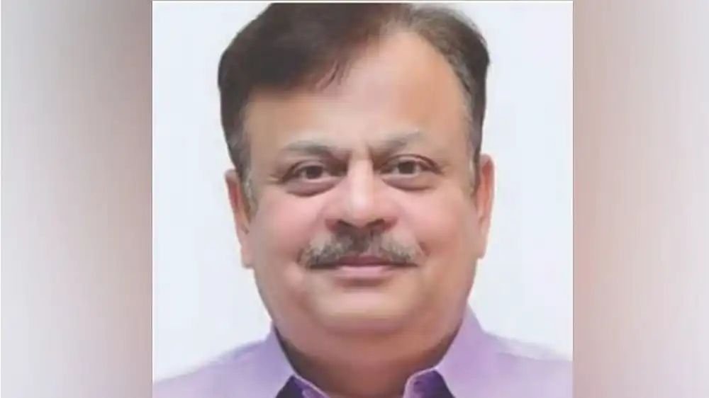 സംസ്ഥാനത്തിൻ്റെ പുതിയ ചീഫ് സെക്രട്ടറിയായി ബിശ്വനാഥ് സിൻഹ സംസ്ഥാനത്തിൻ്റെ പുതിയ ചീഫ് സെക്രട്ടറിയായി ബിശ്വനാഥ് സിൻഹ