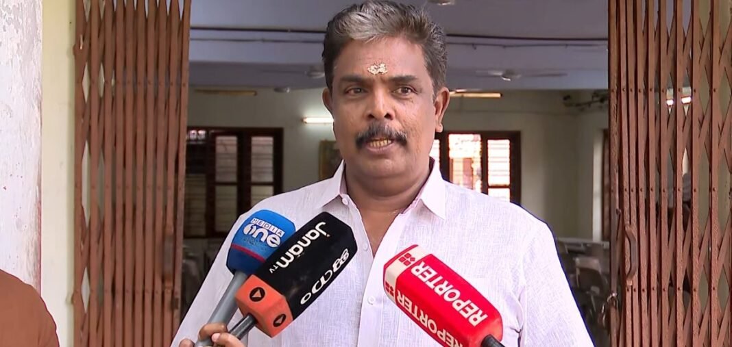 ശബരിമല സ്വർണ്ണക്കൊള്ള കേസിലെ പ്രതി മുരാരി ബാബു അന്തരിച്ചു ശബരിമല സ്വർണ്ണക്കൊള്ള കേസിലെ പ്രതി മുരാരി ബാബു അന്തരിച്ചു