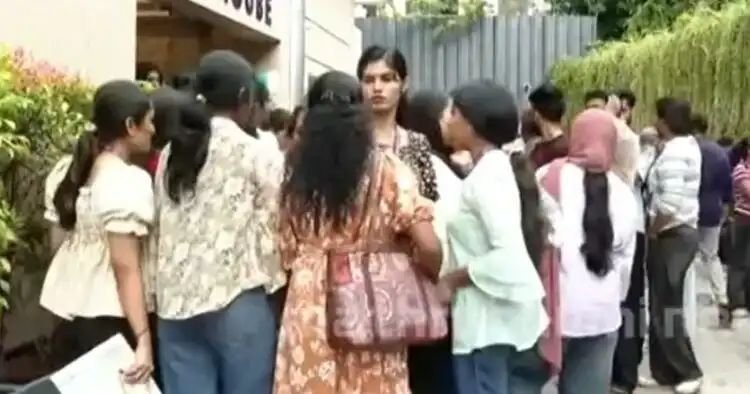 കോറോ ഹെല്ത്തില് പ്രതിസന്ധി കടുക്കുന്നു; ജീവനക്കാര്ക്ക് ഓഫീസില് വിലക്ക് കോറോ ഹെല്ത്തില് പ്രതിസന്ധി കടുക്കുന്നു; ജീവനക്കാര്ക്ക് ഓഫീസില് വിലക്ക്