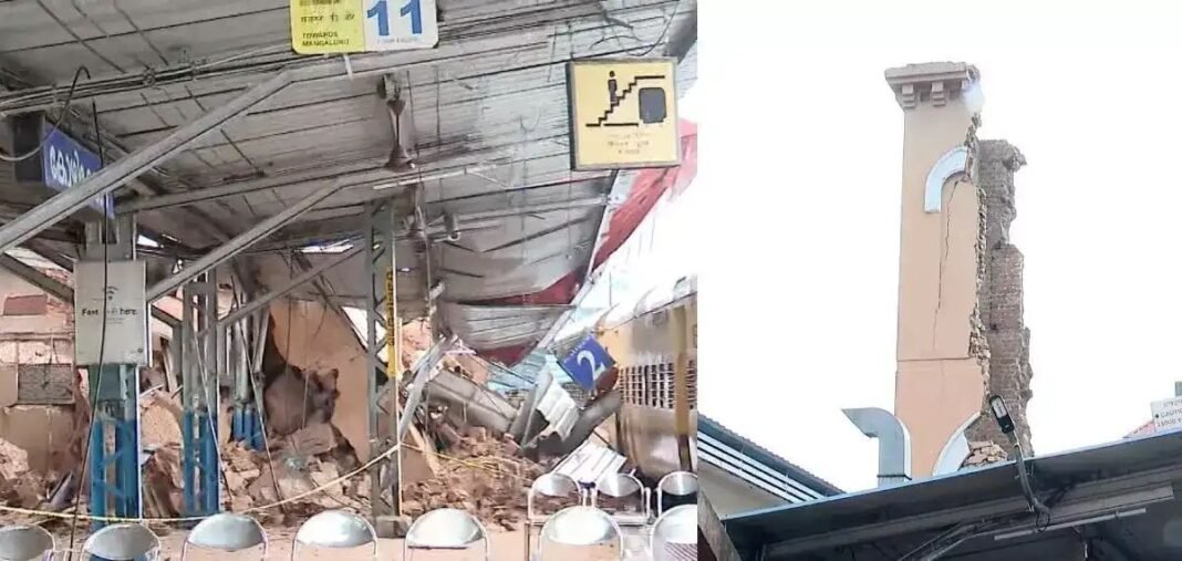 കോഴിക്കോട് റെയില്വേ സ്റ്റേഷനിലെ ക്ലോക്ക് ടവര് പ്ലാറ്റ്ഫോമിലേക്കു തകര്ന്നുവീണു കോഴിക്കോട് റെയില്വേ സ്റ്റേഷനിലെ ക്ലോക്ക് ടവര് പ്ലാറ്റ്ഫോമിലേക്കു തകര്ന്നുവീണു