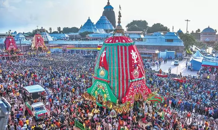 പുരി ജഗന്നാഥ രഥയാത്രയ്ക്കിടെ വൻ തിക്കും തിരക്കും; ഒരാൾ മരിച്ചു, നൂറോളം പേർക്ക് പരുക്ക് പുരി ജഗന്നാഥ രഥയാത്രയ്ക്കിടെ വൻ തിക്കും തിരക്കും; ഒരാൾ മരിച്ചു, നൂറോളം പേർക്ക് പരുക്ക്
