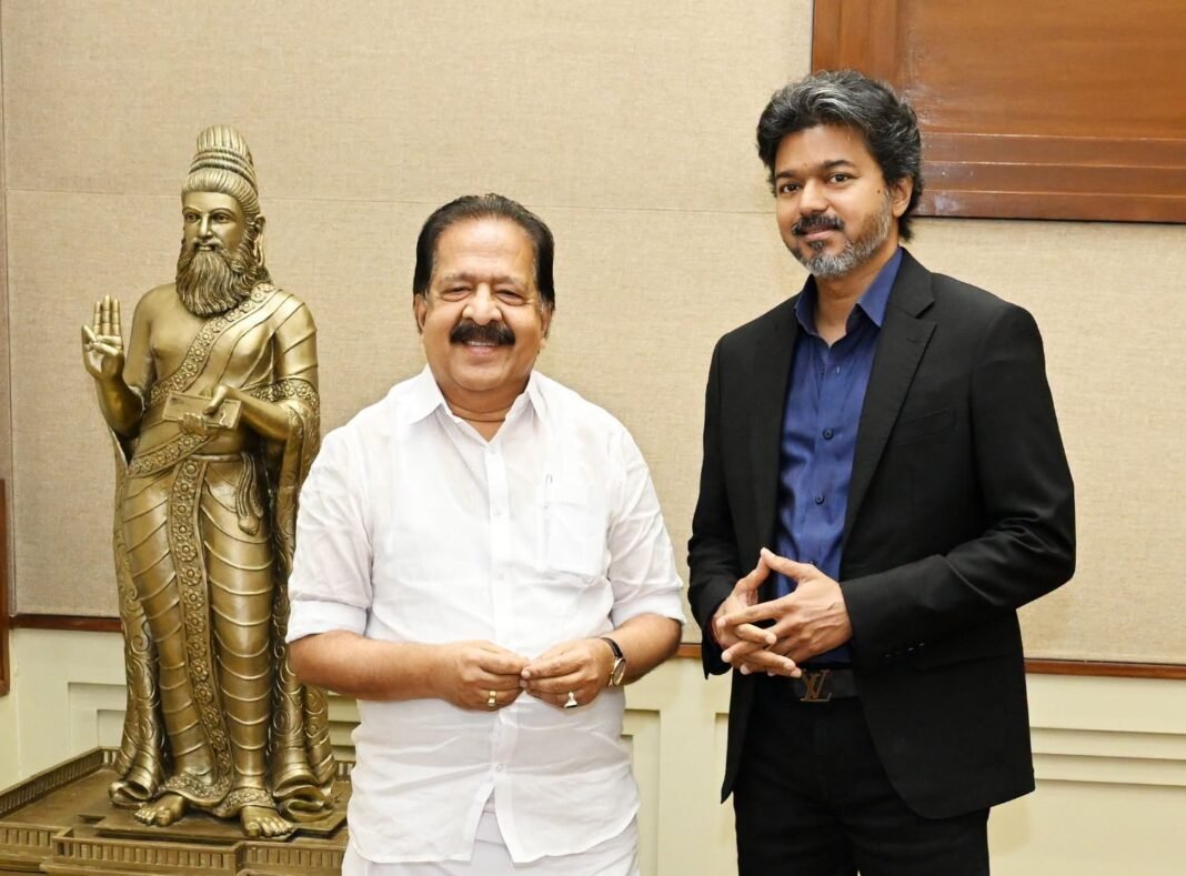 ഓപ്പറേഷന് തൂഫാന് പിന്തുണയുമായി വിജയ്; മോഹന്ലാലിനൊപ്പം കൊച്ചിയില് വേദി പങ്കിടും ഓപ്പറേഷന് തൂഫാന് പിന്തുണയുമായി വിജയ്; മോഹന്ലാലിനൊപ്പം കൊച്ചിയില് വേദി പങ്കിടും