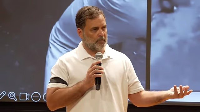 10 വർഷത്തിനിടെ 152 ചോർച്ചകൾ; കേന്ദ്രത്തിനെതിരെ രൂക്ഷവിമർശനവുമായി രാഹുൽ 10 വർഷത്തിനിടെ 152 ചോർച്ചകൾ; കേന്ദ്രത്തിനെതിരെ രൂക്ഷവിമർശനവുമായി രാഹുൽ
