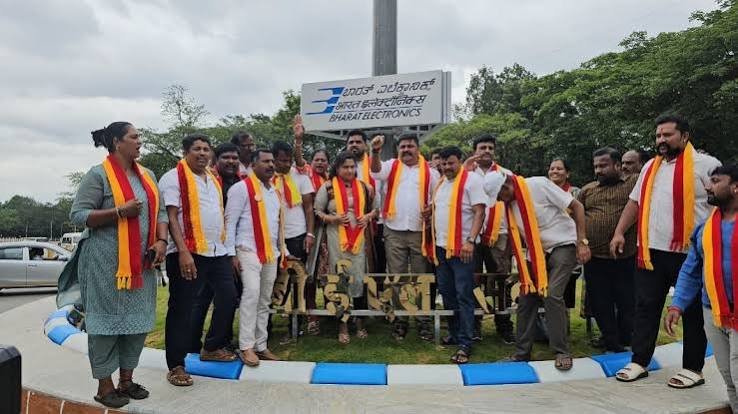ഹിന്ദി ബോർഡ് നശിപ്പിച്ച സംഭവം; കന്നഡ അനുകൂല സംഘടന പ്രവർത്തകർക്കെതിരെ കേസ് ഹിന്ദി ബോർഡ് നശിപ്പിച്ച സംഭവം; കന്നഡ അനുകൂല സംഘടന പ്രവർത്തകർക്കെതിരെ കേസ്