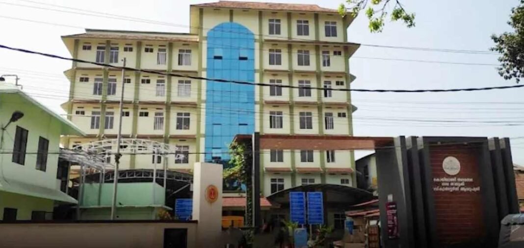 ഒമ്പതുകാരന്റെ കൈവിരലിന്റെ ചലനശേഷി നഷ്ടപ്പെട്ടു; കൊയിലാണ്ടി താലൂക്ക് ആശുപത്രിക്കെതിരെ ചികിത്സാപ്പിഴവ് ആരോപണം ഒമ്പതുകാരന്റെ കൈവിരലിന്റെ ചലനശേഷി നഷ്ടപ്പെട്ടു; കൊയിലാണ്ടി താലൂക്ക് ആശുപത്രിക്കെതിരെ ചികിത്സാപ്പിഴവ് ആരോപണം