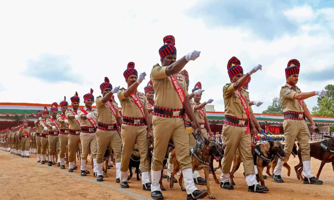 ബെംഗളൂരുവിൽ സ്വാതന്ത്ര്യദിന ആഘോഷങ്ങൾ; കനത്ത സുരക്ഷ ബെംഗളൂരുവിൽ സ്വാതന്ത്ര്യദിന ആഘോഷങ്ങൾ; കനത്ത സുരക്ഷ