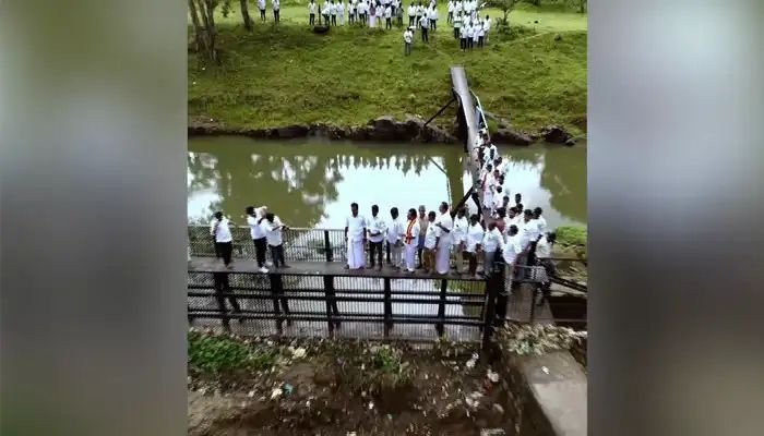 മുല്ലപ്പെരിയാര് കനാലിൻ്റേയും വനമേഖലയുടെയും ദൃശ്യം പകര്ത്തി; അനുമതിയില്ലാതെ ഡ്രോണ് പറത്തി തമിഴ്നാട് സംഘം മുല്ലപ്പെരിയാര് കനാലിൻ്റേയും വനമേഖലയുടെയും ദൃശ്യം പകര്ത്തി; അനുമതിയില്ലാതെ ഡ്രോണ് പറത്തി തമിഴ്നാട് സംഘം