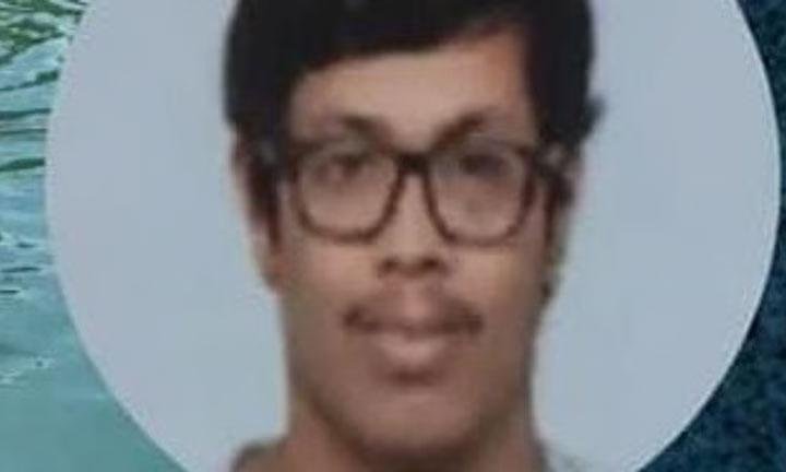 കുളത്തില് റീല്സ് ചിത്രീകരിക്കാന് ശ്രമിക്കവെ യുവ ഡോക്ടര് മുങ്ങിമരിച്ചു കുളത്തില് റീല്സ് ചിത്രീകരിക്കാന് ശ്രമിക്കവെ യുവ ഡോക്ടര് മുങ്ങിമരിച്ചു