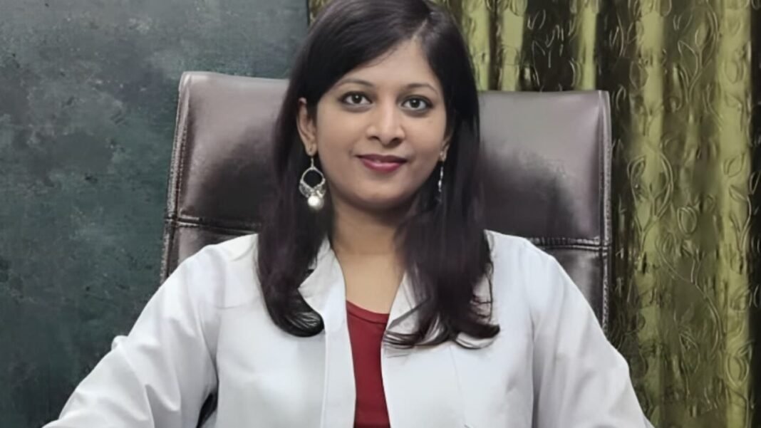 ഡോക്ടറായ യുവതി കെട്ടിടത്തിന്റെ അഞ്ചാംനിലയിൽനിന്ന് വീണ് മരിച്ചു; അന്വേഷണം ഡോക്ടറായ യുവതി കെട്ടിടത്തിന്റെ അഞ്ചാംനിലയിൽനിന്ന് വീണ് മരിച്ചു; അന്വേഷണം
