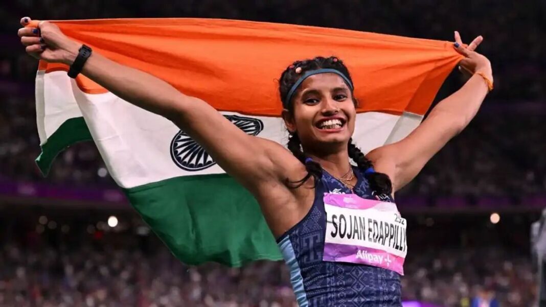 ഏഷ്യൻ ഗെയിംസില് മലയാളി താരം ആൻസി സോജന് വെള്ളി ഏഷ്യൻ ഗെയിംസില് മലയാളി താരം ആൻസി സോജന് വെള്ളി
