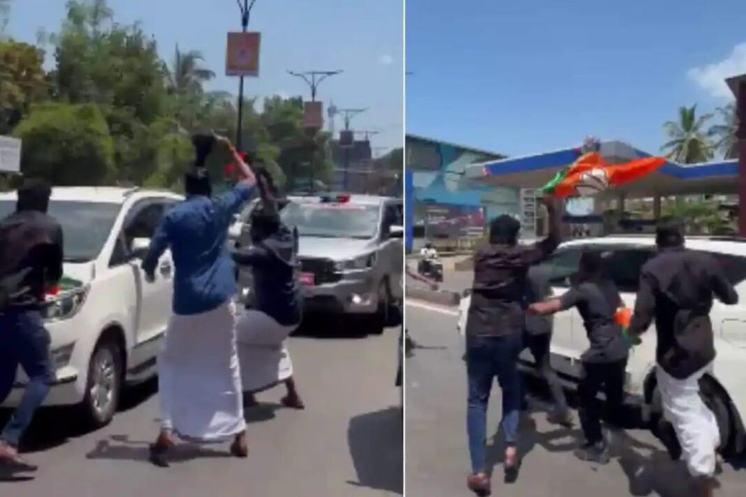 കണ്ണൂരില് മുഖ്യമന്ത്രിക്ക് നേരെ യുവമോര്ച്ച പ്രവര്ത്തകരുടെ കരിങ്കൊടി പ്രതിഷേധം കണ്ണൂരില് മുഖ്യമന്ത്രിക്ക് നേരെ യുവമോര്ച്ച പ്രവര്ത്തകരുടെ കരിങ്കൊടി പ്രതിഷേധം