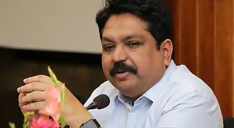 അനധികൃത സ്വത്ത് സമ്പാദനം: ടോമിൻ ജെ. തച്ചങ്കരി കുറ്റക്കാരനെന്ന് കോടതി അനധികൃത സ്വത്ത് സമ്പാദനം: ടോമിൻ ജെ. തച്ചങ്കരി കുറ്റക്കാരനെന്ന് കോടതി