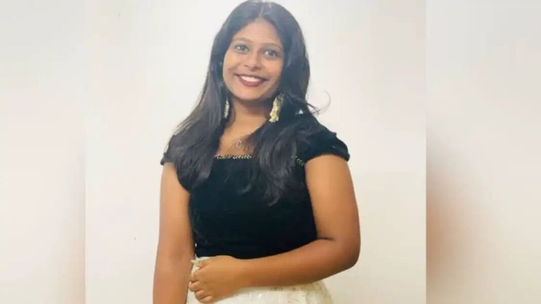 യുകെയില് ഉപരിപഠനത്തിന് വിസ ലഭിച്ചില്ല; തിരുവനന്തപുരത്ത് 25 കാരി ജീവനൊടുക്കി യുകെയില് ഉപരിപഠനത്തിന് വിസ ലഭിച്ചില്ല; തിരുവനന്തപുരത്ത് 25 കാരി ജീവനൊടുക്കി