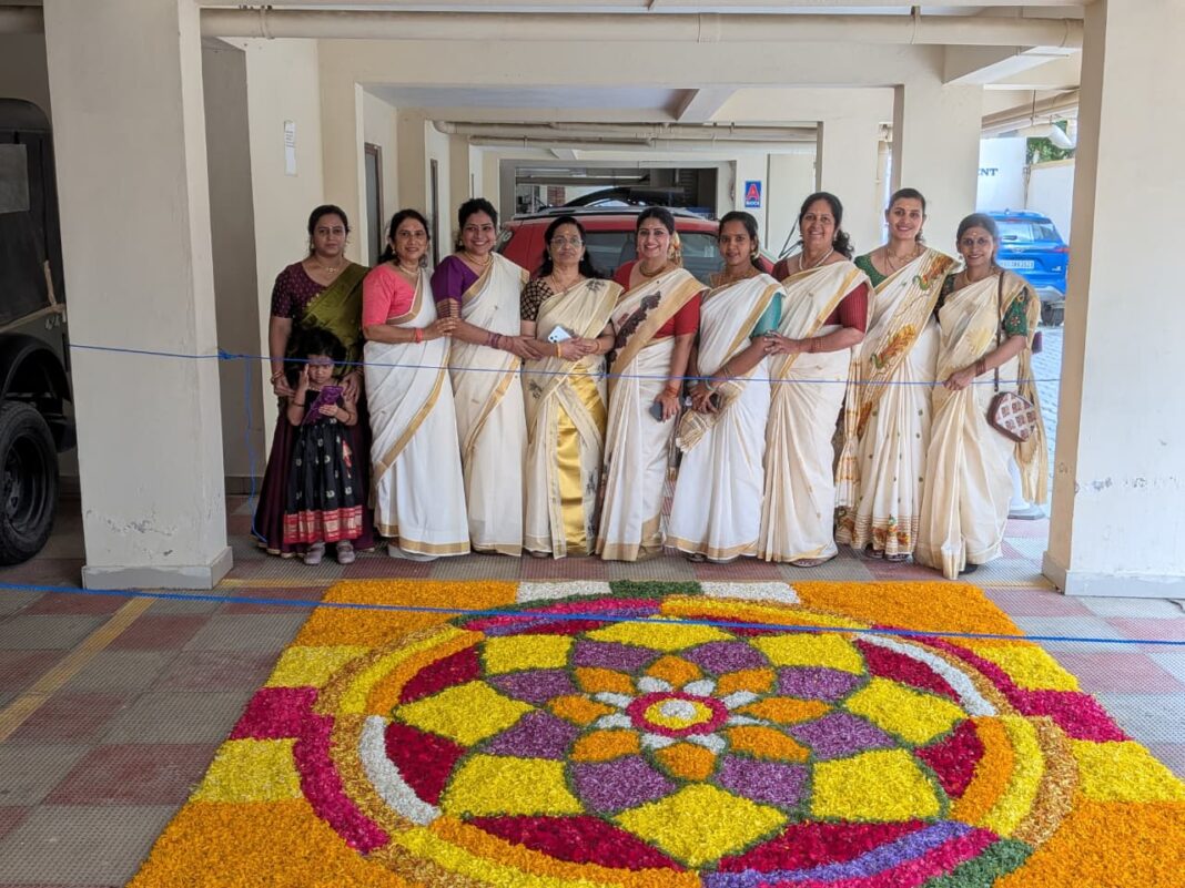 ബാബുസാപാളയ സായ് സത്യം അപ്പാർട്ട്മെന്റ് അസോസിയേഷൻ ഓണാഘോഷം ബാബുസാപാളയ സായ് സത്യം അപ്പാർട്ട്മെന്റ് അസോസിയേഷൻ ഓണാഘോഷം