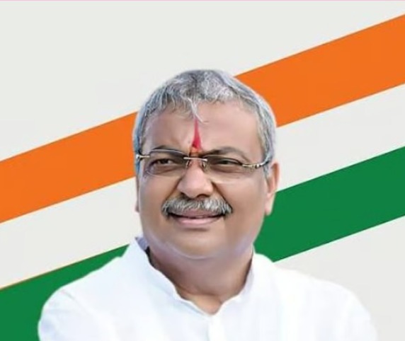 വരൾച്ചബാധിത മണ്ഡലമായി പ്രഖ്യാപിച്ചില്ല; കോൺഗ്രസ് എംഎൽഎ രാജിവച്ചു വരൾച്ചബാധിത മണ്ഡലമായി പ്രഖ്യാപിച്ചില്ല; കോൺഗ്രസ് എംഎൽഎ രാജിവച്ചു