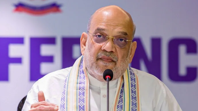 ഭക്ഷ്യവിഷബാധ; കേന്ദ്ര ആഭ്യന്തരമന്ത്രി അമിത് ഷായ്ക്ക് ഛർദിയും തളർച്ചയും, കർണാടകയിലെ പരിപാടികളിൽ പങ്കെടുത്തില്ല ഭക്ഷ്യവിഷബാധ; കേന്ദ്ര ആഭ്യന്തരമന്ത്രി അമിത് ഷായ്ക്ക് ഛർദിയും തളർച്ചയും, കർണാടകയിലെ പരിപാടികളിൽ പങ്കെടുത്തില്ല