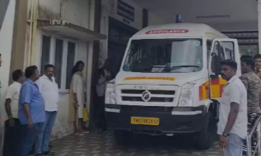 വാൽപ്പാറയിൽ പുലിയുടെ ആക്രമണത്തിൽ അഞ്ചു വയസുകാരന് ഗുരുതര പരുക്ക് വാൽപ്പാറയിൽ പുലിയുടെ ആക്രമണത്തിൽ അഞ്ചു വയസുകാരന് ഗുരുതര പരുക്ക്