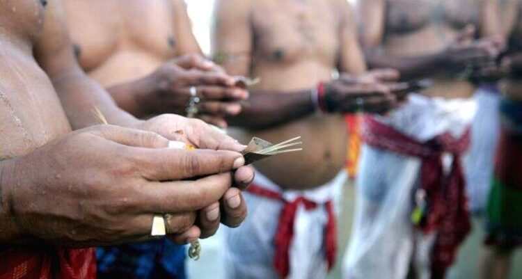 മഹാലയ അമാവാസി പിതൃതർപ്പണം നാളെ മഹാലയ അമാവാസി പിതൃതർപ്പണം നാളെ