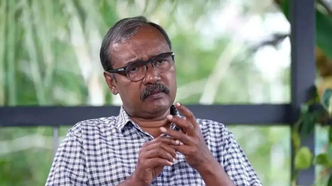 മുത്തങ്ങ സമരം; പോലീസ് മര്ദനമേറ്റ കെ.കെ സുരേന്ദ്രന് 12.5 ലക്ഷം നഷ്ടപരിഹാരം നല്കാൻ ഉത്തരവ് മുത്തങ്ങ സമരം; പോലീസ് മര്ദനമേറ്റ കെ.കെ സുരേന്ദ്രന് 12.5 ലക്ഷം നഷ്ടപരിഹാരം നല്കാൻ ഉത്തരവ്