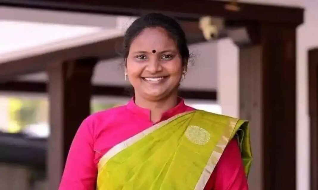 പാര്ട്ടിക്ക് വിധേയമാകണം; രമ്യാ ഹരിദാസ് എംഎല്എക്കെതിരെ പ്രമേയം പാസാക്കി കോണ്ഗ്രസ് പാര്ട്ടിക്ക് വിധേയമാകണം; രമ്യാ ഹരിദാസ് എംഎല്എക്കെതിരെ പ്രമേയം പാസാക്കി കോണ്ഗ്രസ്