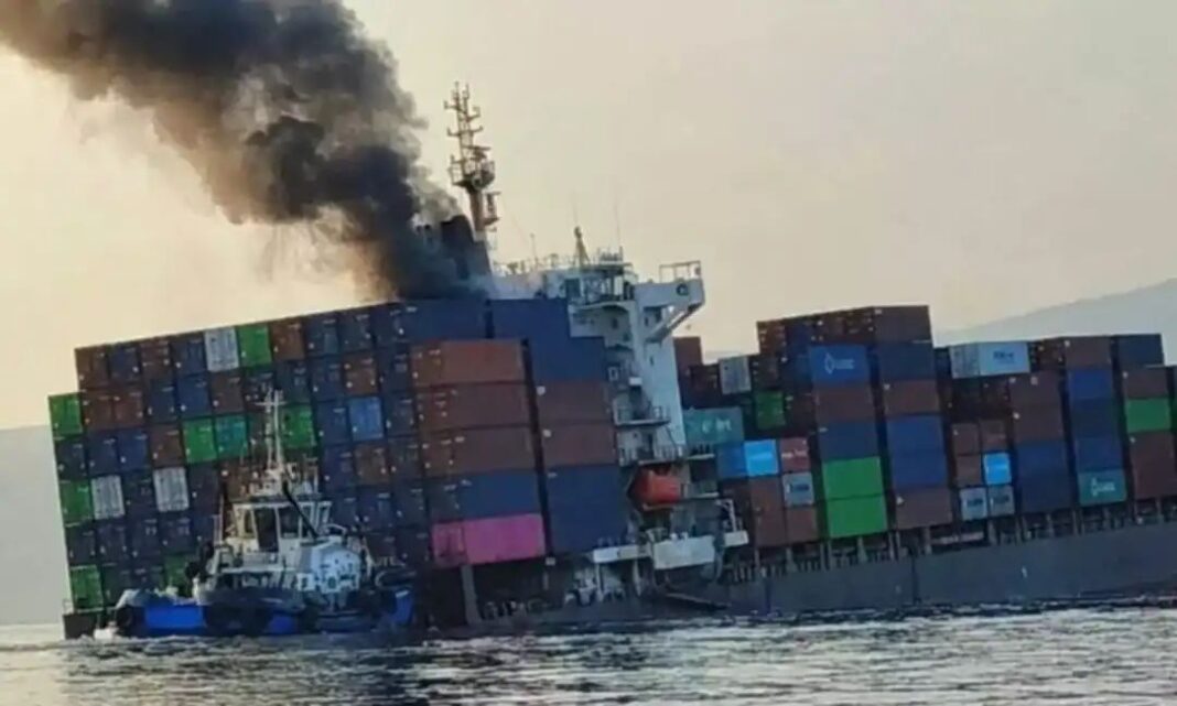 മുസന്ദമില് ചരക്ക് കപ്പല് മുങ്ങി; കടലില് അതീവ ജാഗ്രതാ നിര്ദേശം മുസന്ദമില് ചരക്ക് കപ്പല് മുങ്ങി; കടലില് അതീവ ജാഗ്രതാ നിര്ദേശം