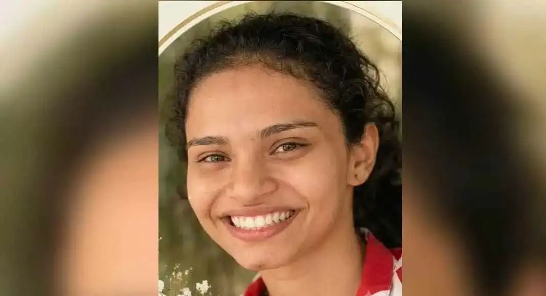 ചാലക്കുടിയില് യുവതി ഭര്തൃഗൃഹത്തില് മരിച്ചനിലയില്; ഭര്ത്താവ് കസ്റ്റഡിയില് ചാലക്കുടിയില് യുവതി ഭര്തൃഗൃഹത്തില് മരിച്ചനിലയില്; ഭര്ത്താവ് കസ്റ്റഡിയില്