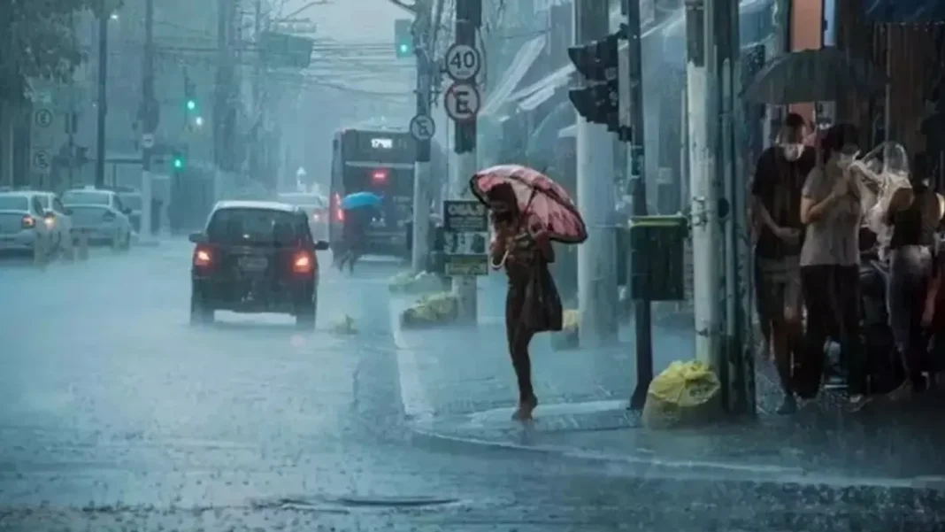 കർണാടകയിൽ ശക്തമായ കാറ്റിന് സാധ്യത; ദക്ഷിണ ഉൾനാടൻ ജില്ലകളിൽ യെല്ലോ അലർട്ട് കർണാടകയിൽ ശക്തമായ കാറ്റിന് സാധ്യത; ദക്ഷിണ ഉൾനാടൻ ജില്ലകളിൽ യെല്ലോ അലർട്ട്