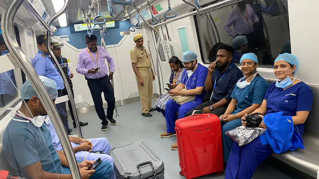 ഹൃദയം മാറ്റിവയ്ക്കൽ ശസ്ത്രക്രിയയ്ക്ക് മെട്രോയുടെ വേഗത്തണൽ; മാറ്റിവയ്ക്കാനുള്ള ഹൃദയം 18 മിനിറ്റിൽ എത്തിച്ചു ഹൃദയം മാറ്റിവയ്ക്കൽ ശസ്ത്രക്രിയയ്ക്ക് മെട്രോയുടെ വേഗത്തണൽ; മാറ്റിവയ്ക്കാനുള്ള ഹൃദയം 18 മിനിറ്റിൽ എത്തിച്ചു