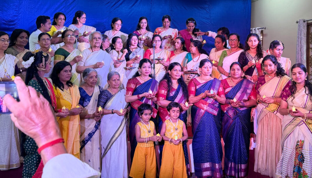 ശ്രീനാരായണ സമിതിയിൽ ദൈവദശകപാരായണം ശ്രീനാരായണ സമിതിയിൽ ദൈവദശകപാരായണം